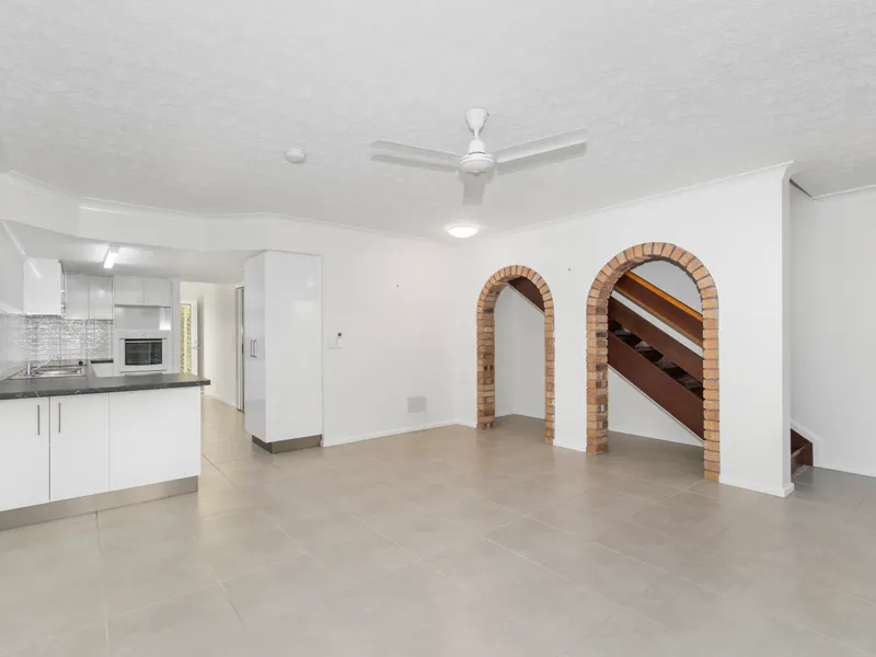 Modern Living centrally located