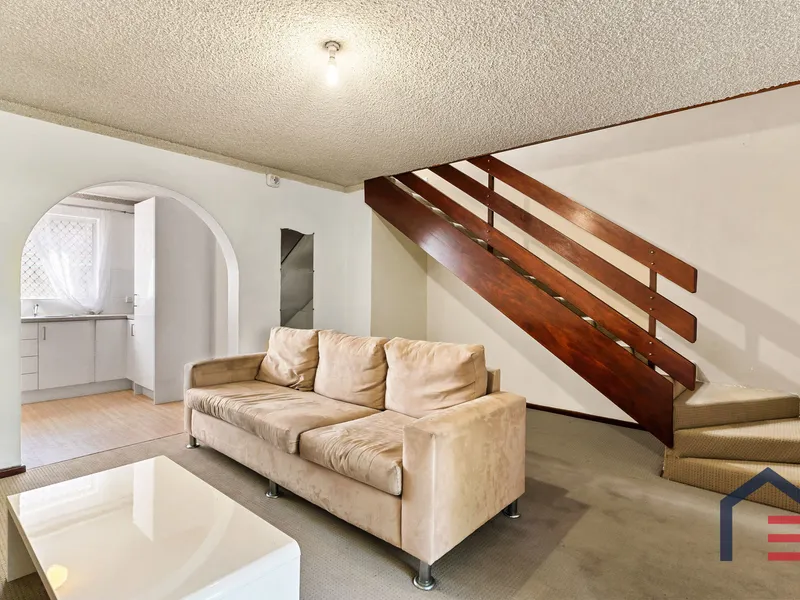 Secure Townhouse with Furnished & Unfurnished Options