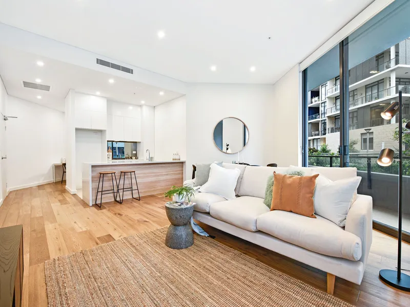 Resort-style, bayside setting | Two years young ????????