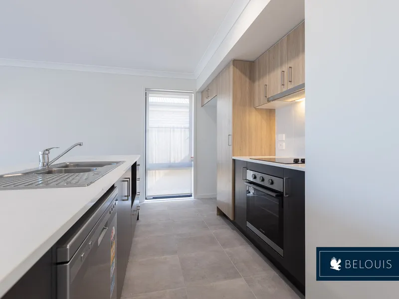 BRAND NEW THREE BEDROOM HOME!! apply now!