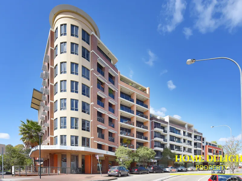 Spacious apartment with ultra-convenient location!