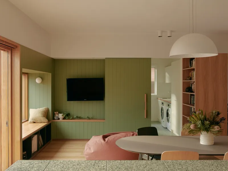 STUNNING FAMILY HOME