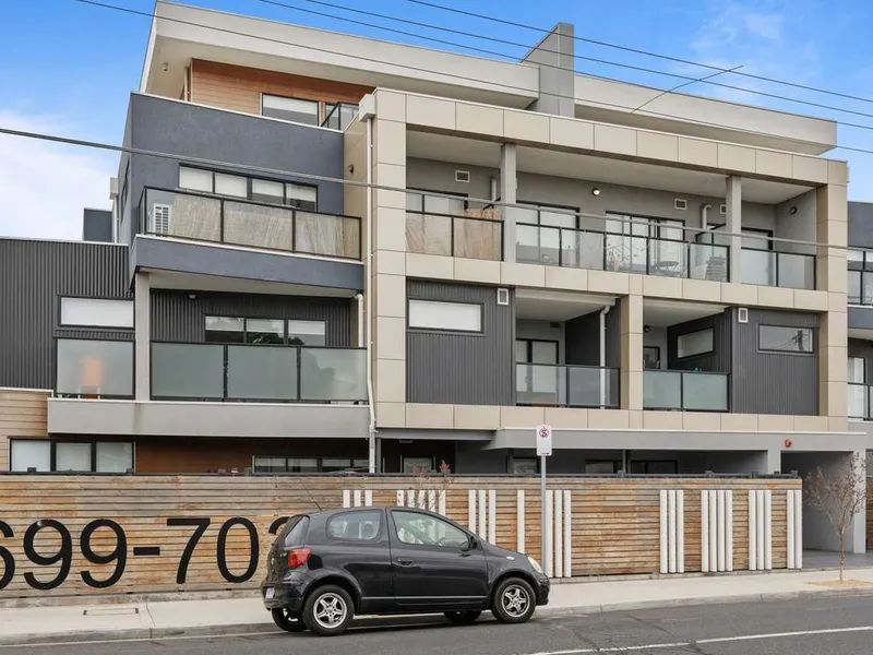 INNER WEST LIVING **INSPECT SAT. 18/11/23 AT 12.00PM - 12.15PM**