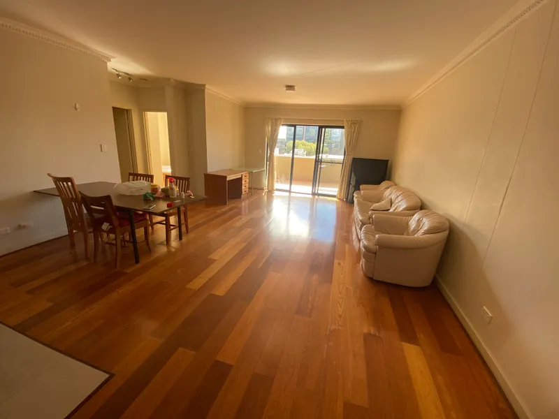 Great Location! 3 Bedroom For Lease