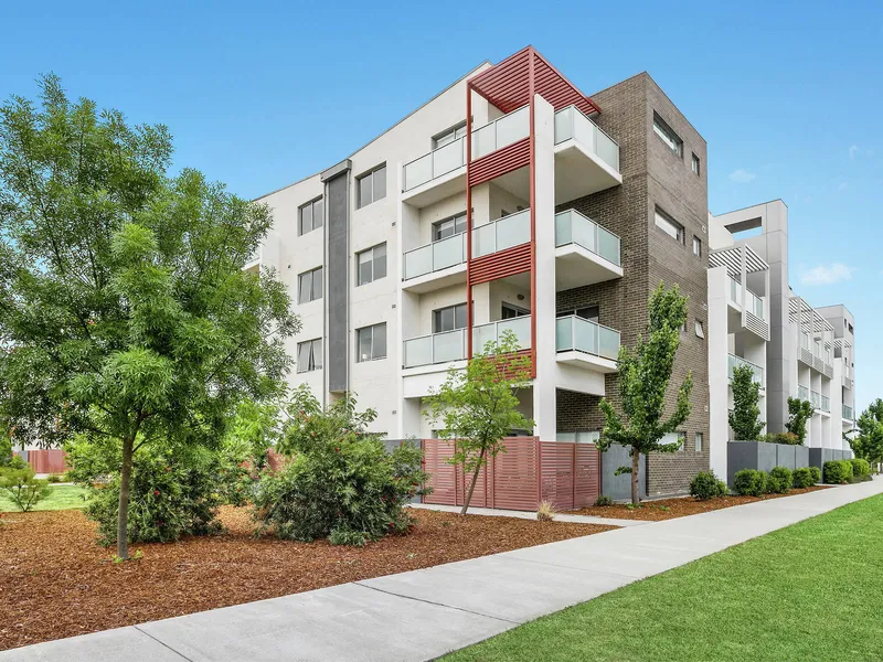 Modern Apartment, Conveniently Located