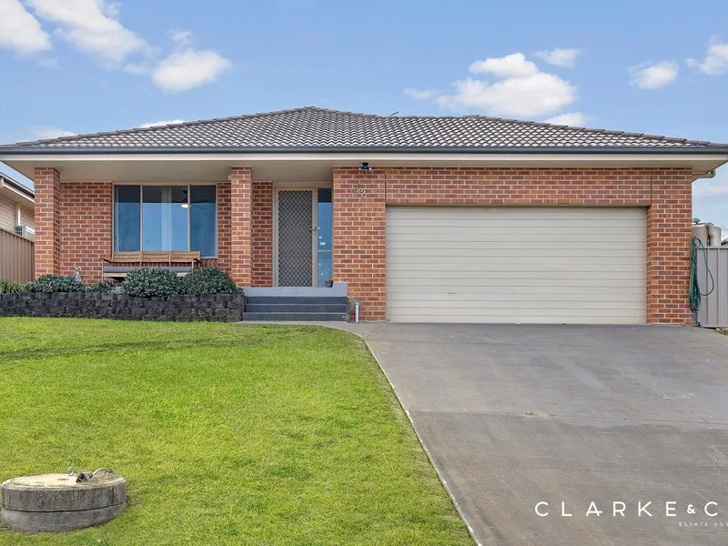 SPACIOUS FAMILY HOME OR YOUR NEXT SMART INVESTMENT!