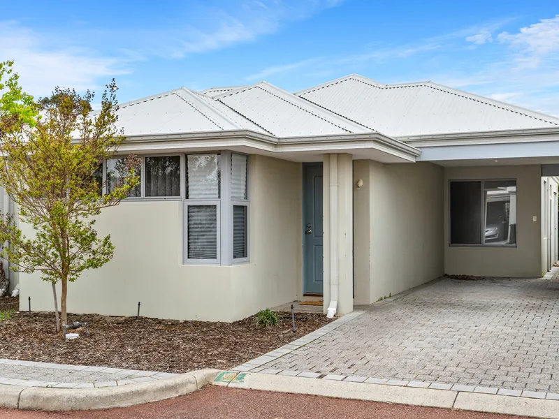 Enjoy the ultimate in relaxed living with this 3-bedroom, 2-bathroom villa.