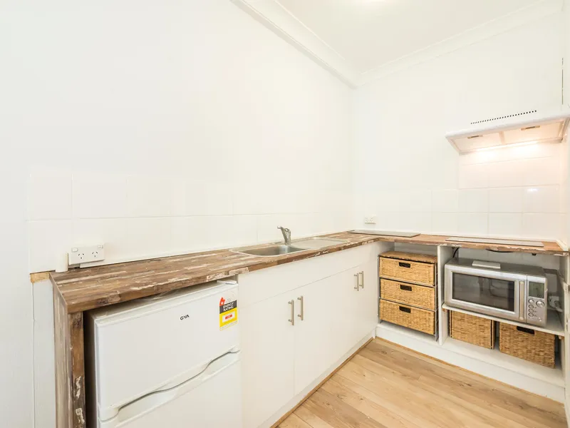 BEACHFRONT APARTMENT - OPTIONAL FULLY FURNISHED OR UNFURNISHED!