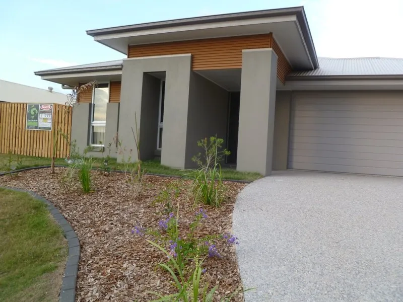 FANTASTIC LIFESTYLE HOUSE IN RESORT STYLE ESTATE