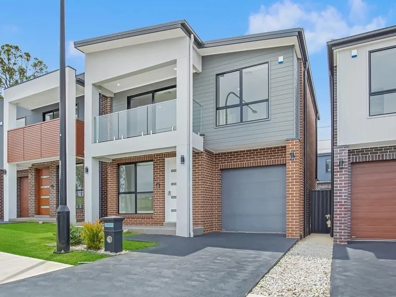 Lucky Last! Last remaining townhouse in Riverstone for this price!