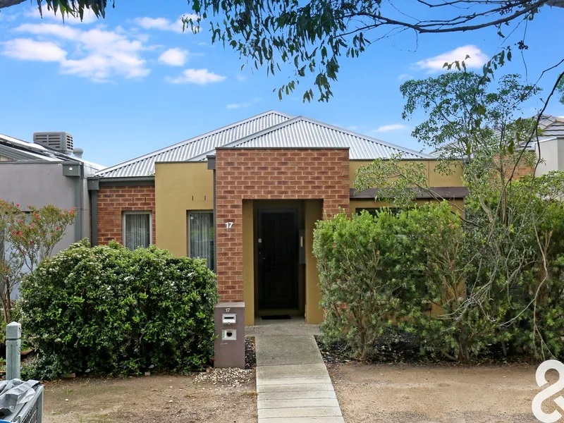 CONVENIENTLY LOCATED FAMILY HOME