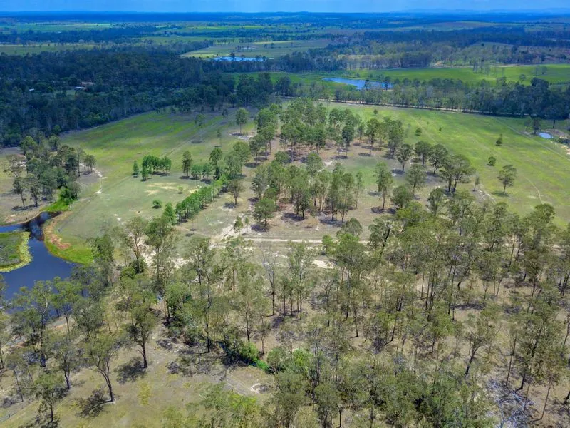 4 BEDROOM HOME SET ON 54.31 HECTARES JUST 25 MINUTES TO THE BUNDABERG CBD