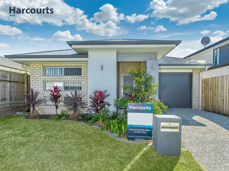 Immaculate, Lowset, Low maintenance Home