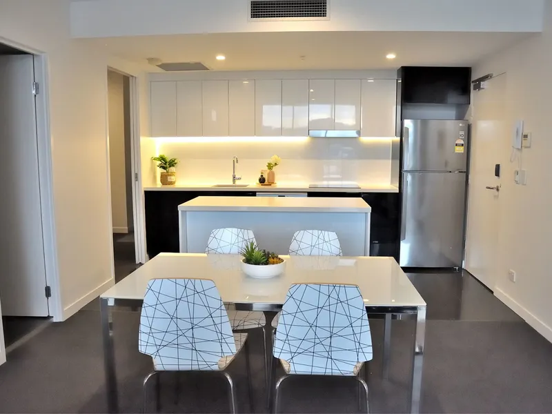 Stunning two-bedroom luxury apartment at Toowong Center