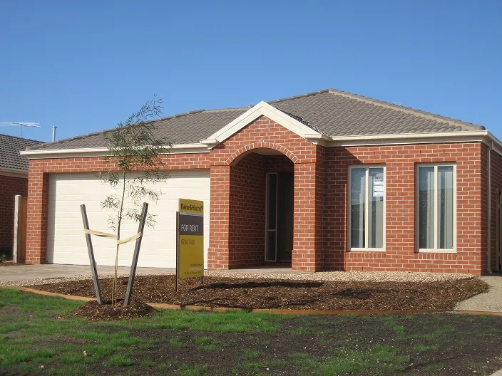 FOUR BEDROOM HOUSE 