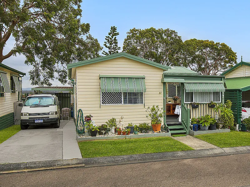 Lake Views & Sunsets!