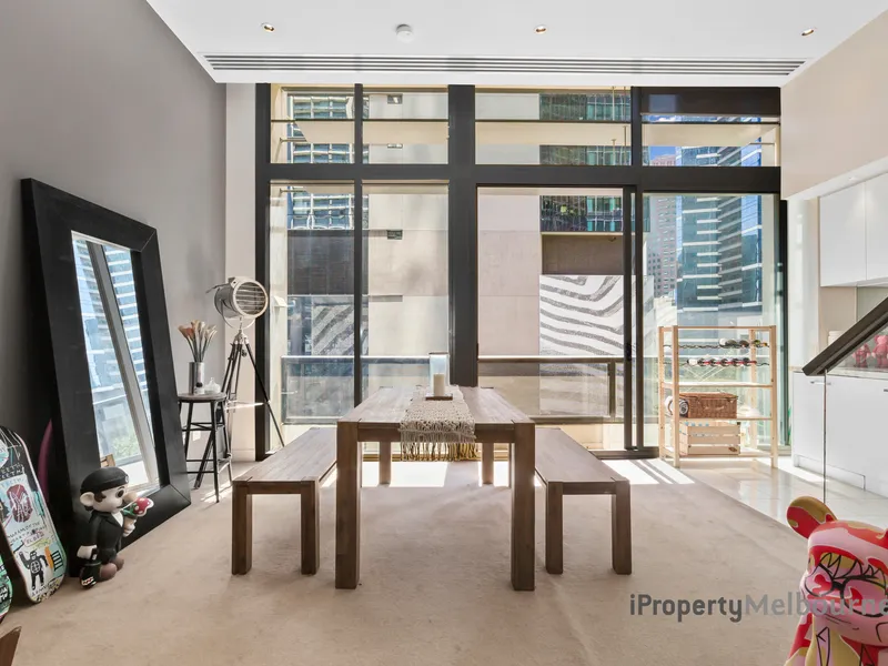 Two Levels Apartment in Freshwater Place