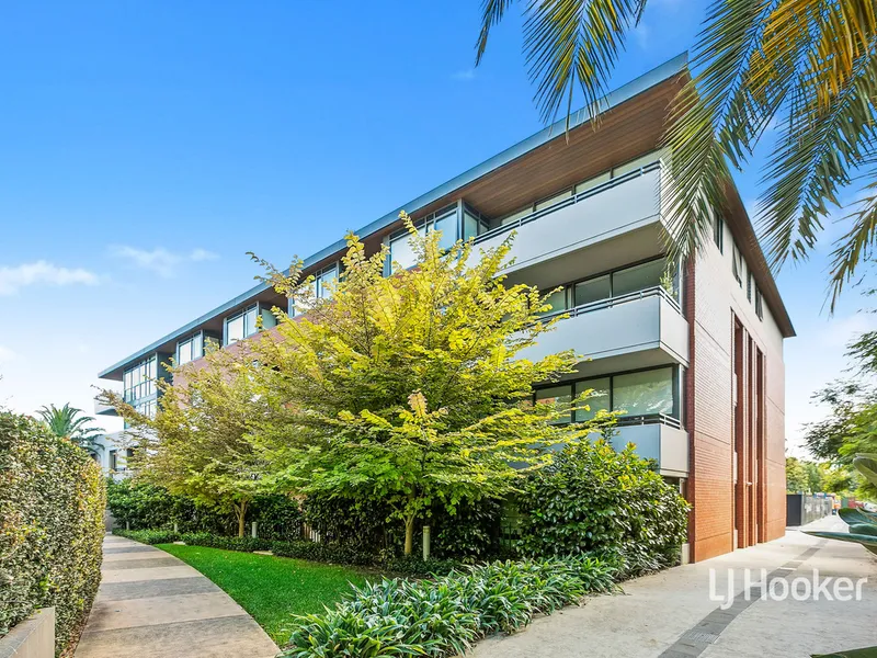 Superb Spacious Near New Home