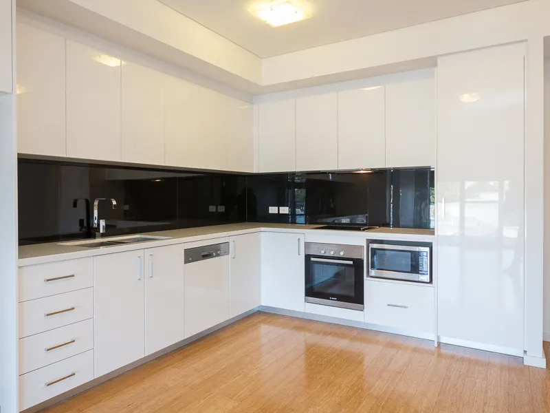 STYLISH AND STUNNING