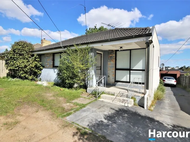 Freshly painting unit in good location!