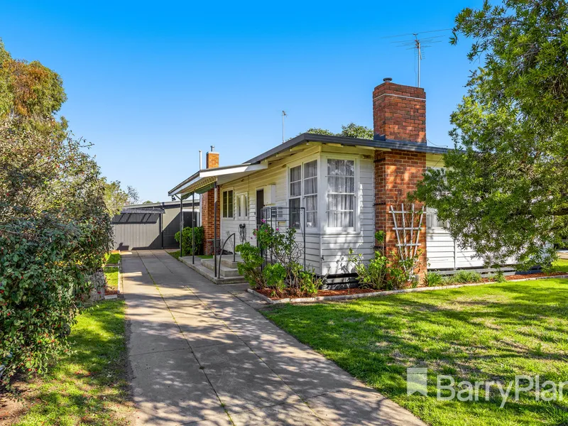 2 Bedroom home in a quiet west location