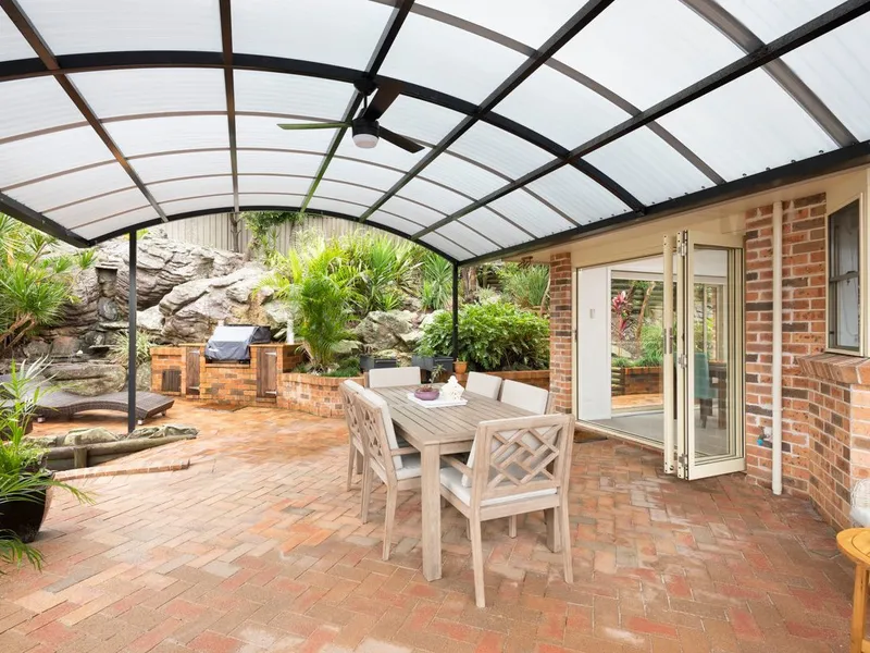 JUST BRING YOUR SUITCASES