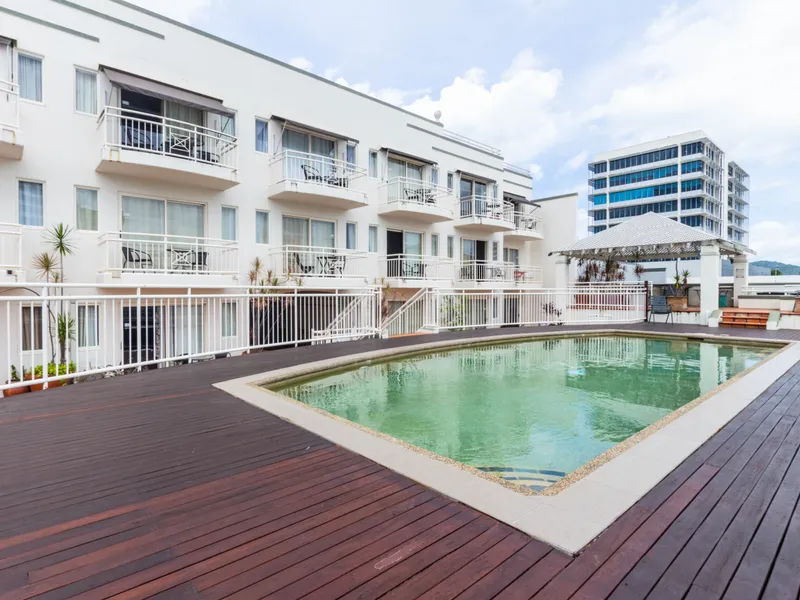 SPACIOUS FULLY FURNISHED & SELFCONTAINED CITY BOUTIQUE APARTMENT