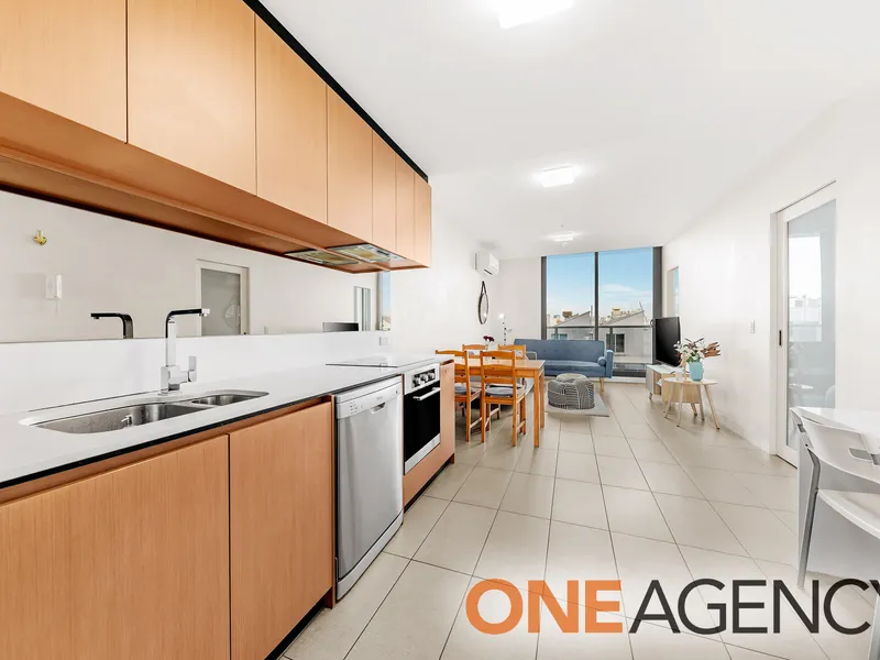 $390k-$425k Sun-filled, stylish and secure- in the heart of Melbourne's café culture
