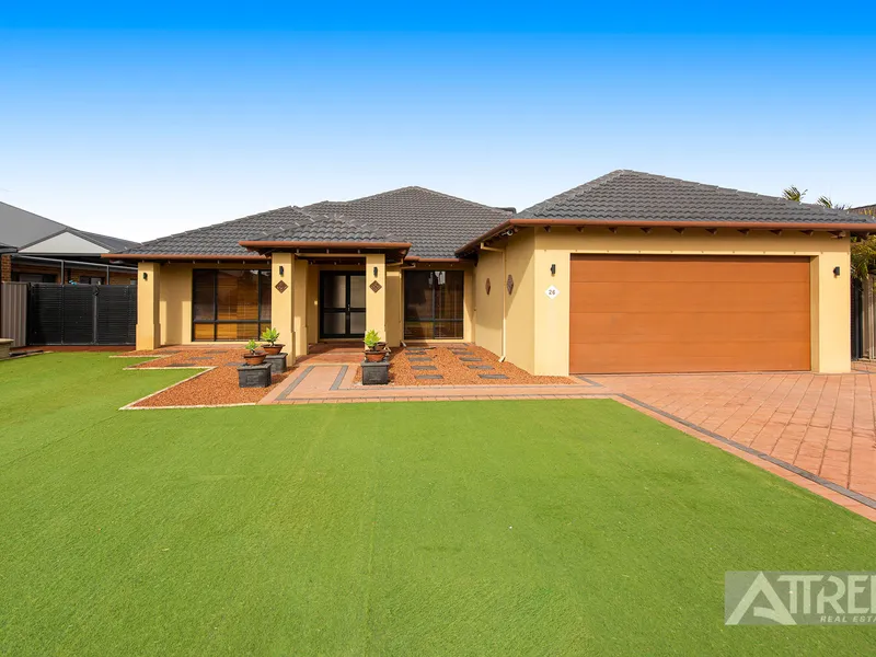 THE FAMILY ENTERTAINER!! + LAP POOL!!!