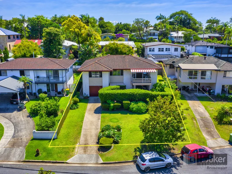 Master-Built 2 Storey Home with Scope to Grow a Family