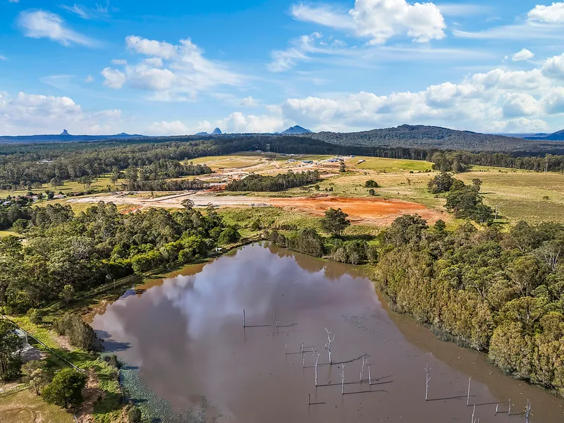 A RARE FIND 5071M2 IN ELWOOD RISE ESTATE