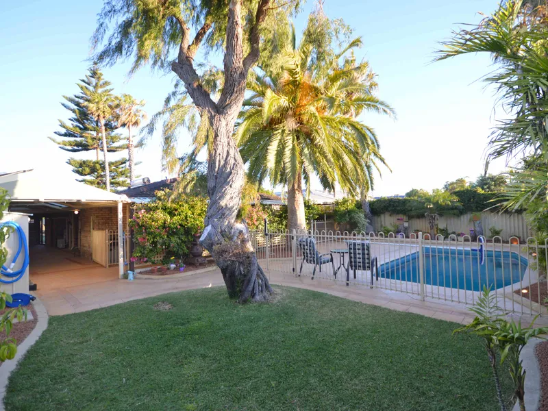 Family Abode Near the Beach