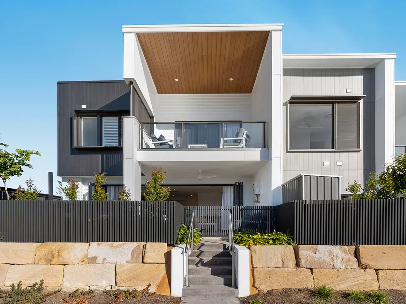 Luxurious fully furnished waterfront Townhouse- Delta Hope Island.