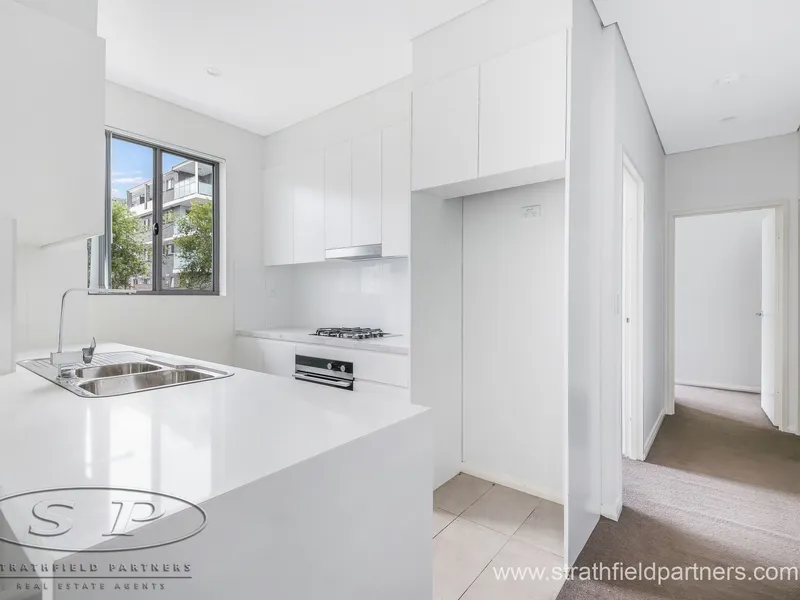 Modern 2 Bedroom Apartment