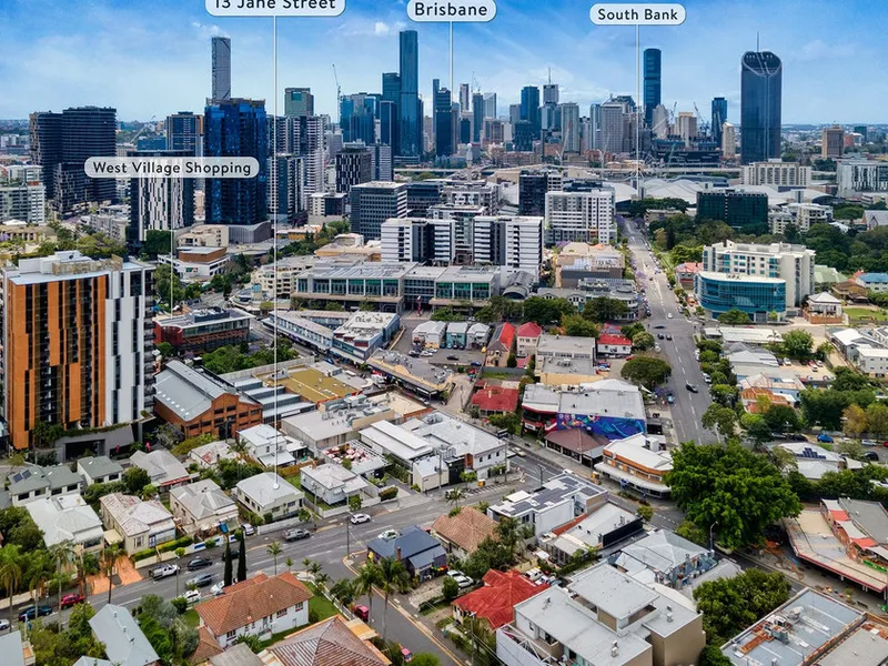 Brilliant West End Location! Close to everything!!