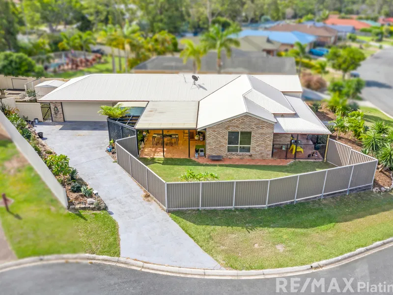 Family home with Great Outdoor Space!