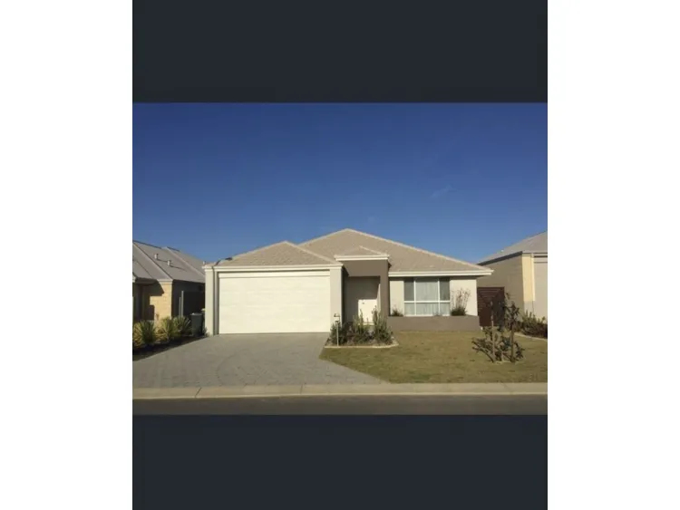 Big family home in the peaceful suburb of Austin Lakes