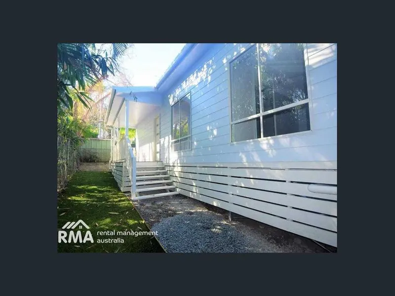 2 BEDROOM MODERN HOME IN A QUIET LOCATION