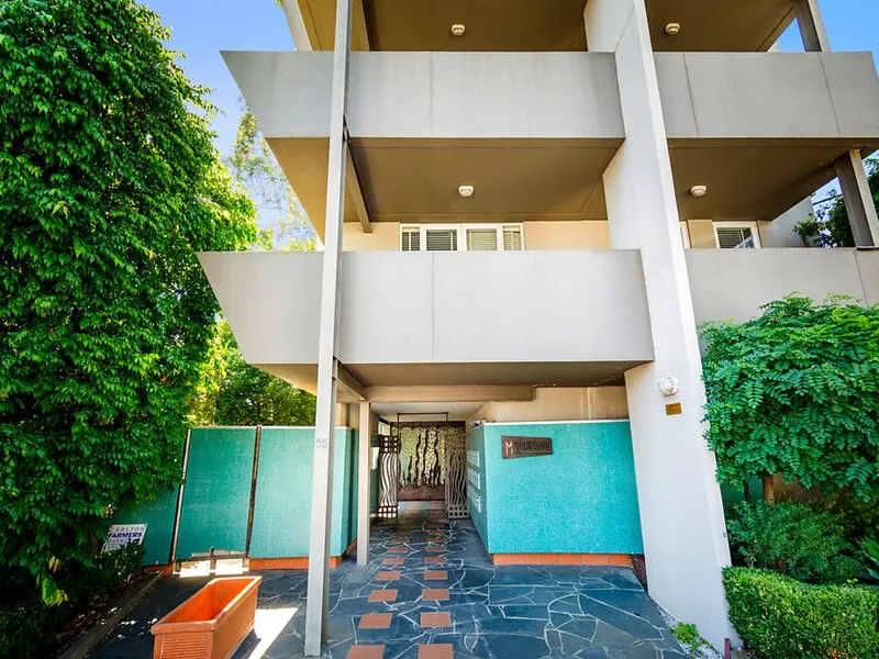 Light and Spacious in Secure Block