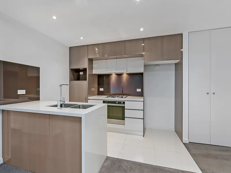 Modem Two bedroom Apartment  - all you need!