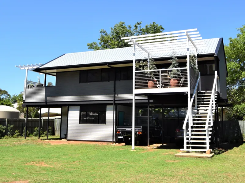 Gorgeous High-set Home in Town