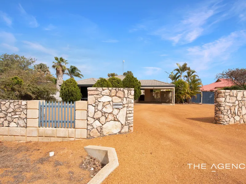 NOW SELLING - 4x2 + MASSIVE SHED + HUGE BLOCK