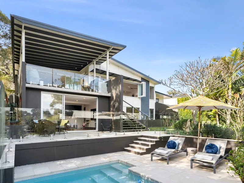 Luxe lifestyle in a premier waterfront setting