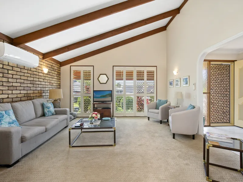Superb family Home in the heart of Robina