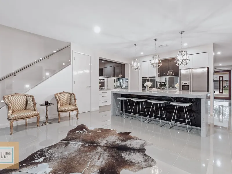 Luxurious Statement-Piece Property. Prestigious Location.