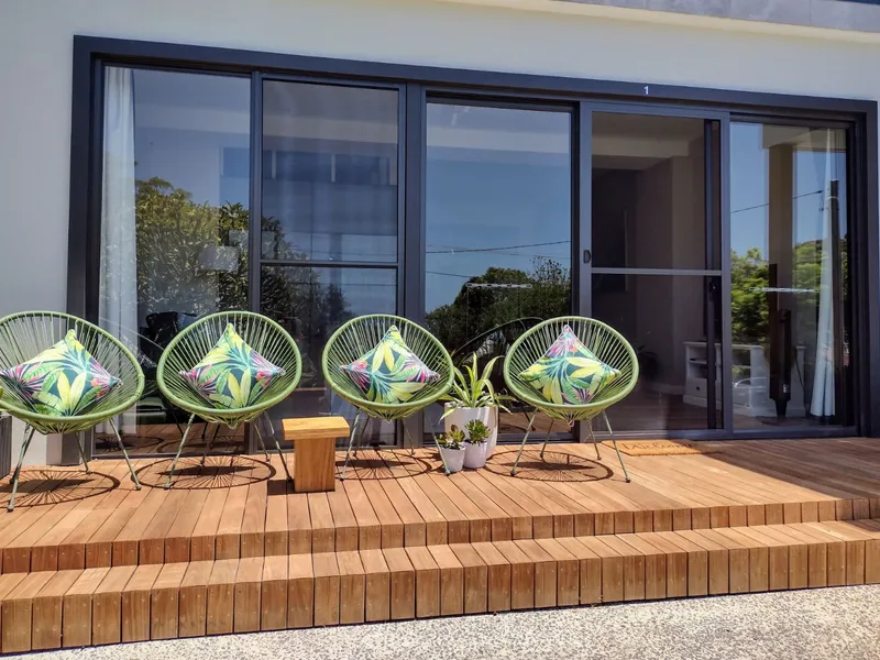 Savour the Coastal Lifestyle with this Fully Furnished Unit