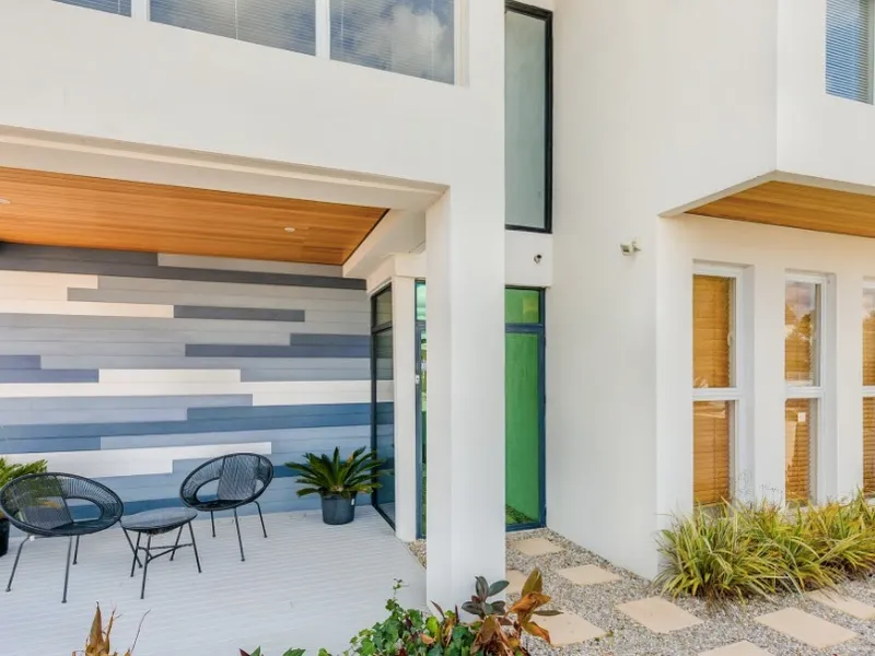 Own a slice of Paradise in Champion Lakes!