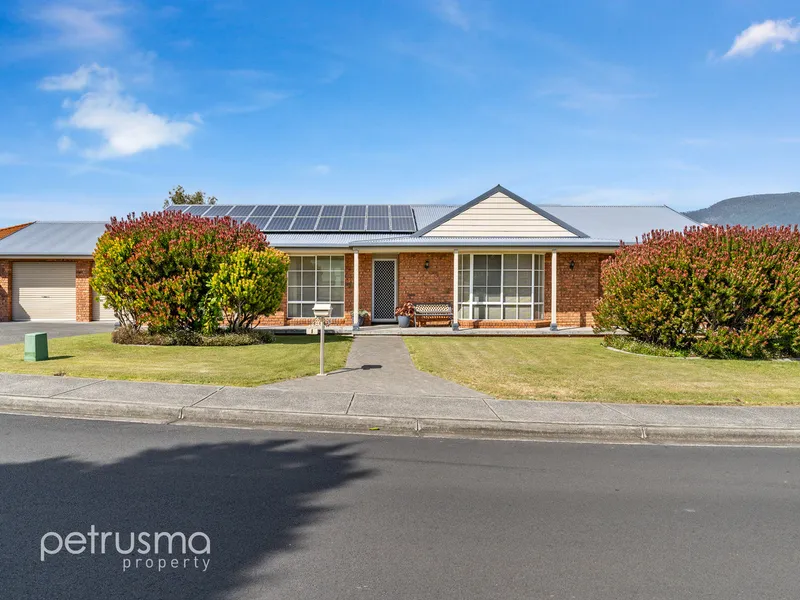 Immaculately recently renovated family home with level access