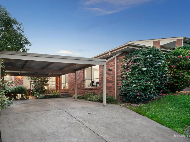 House the Extended Family in a Quiet Court Community
