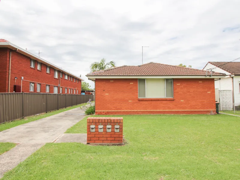 2 BEDROOM UNIT CLOSE TO THE BEACH